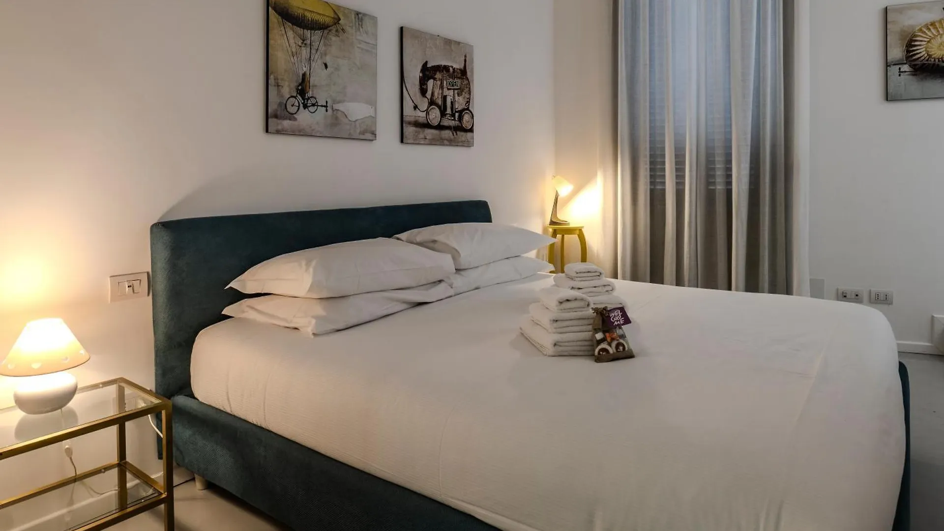 Restart Accommodations Trevi 로마 아파트