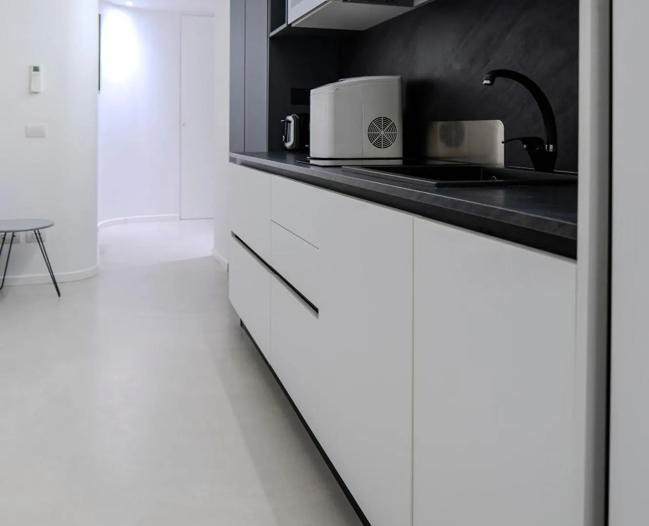 Restart Accommodations Trevi 로마