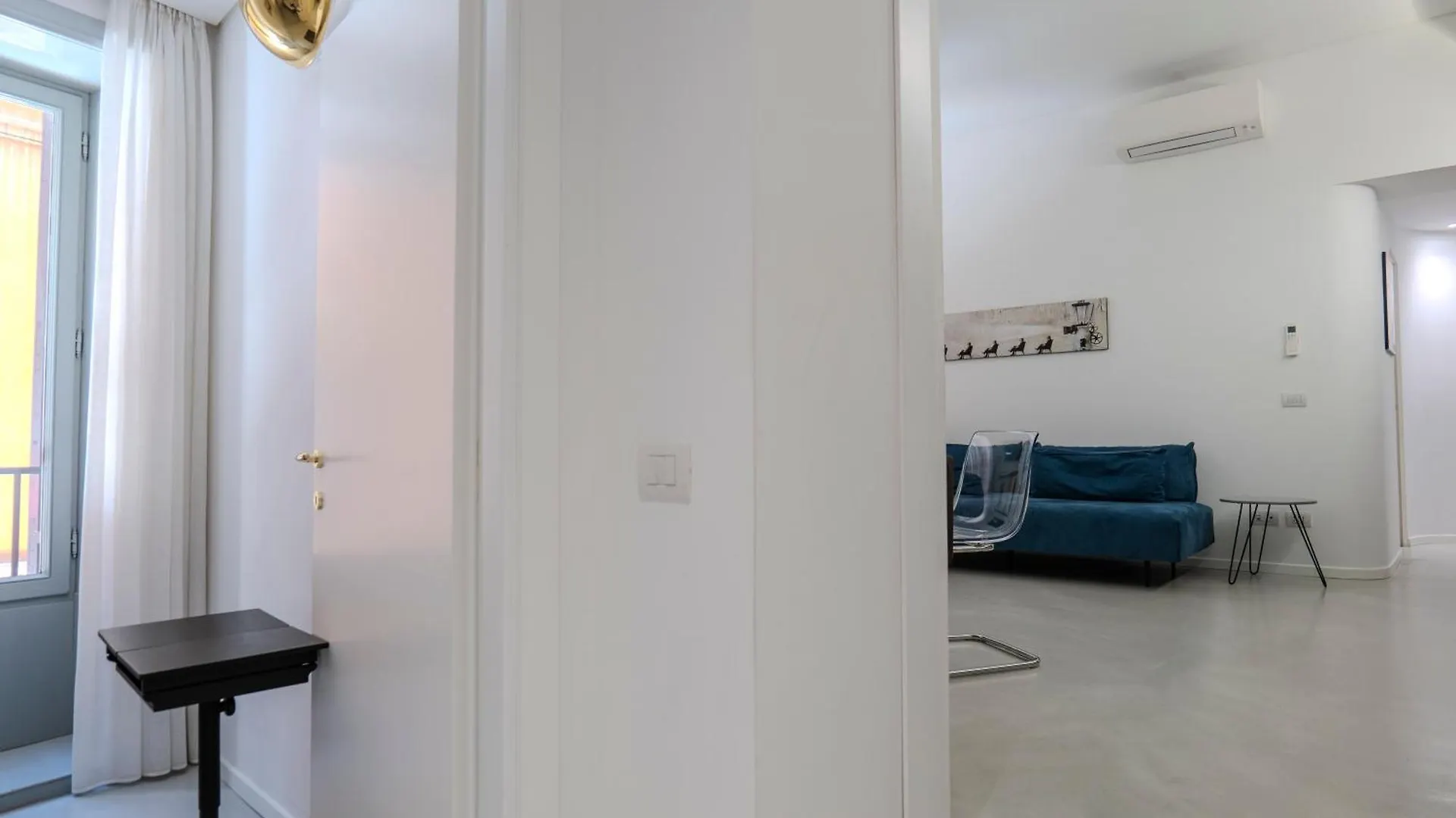 Restart Accommodations Trevi 로마 0*,